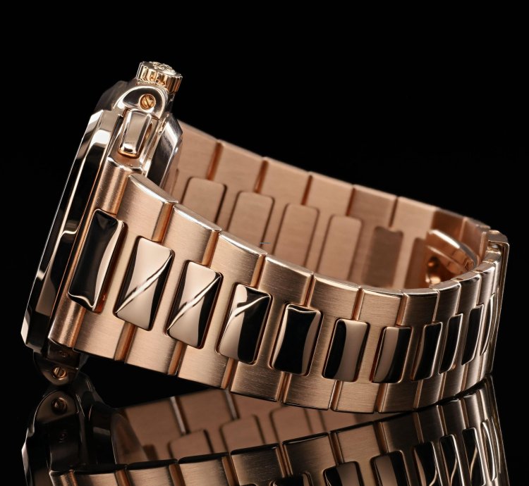 Patek Philippe Nautilus 5980 1r-001