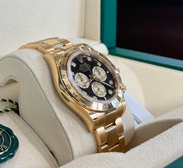 Rolex Daytona Cosmograph Daytona Yellow Gold Black Diamond Dial 2024