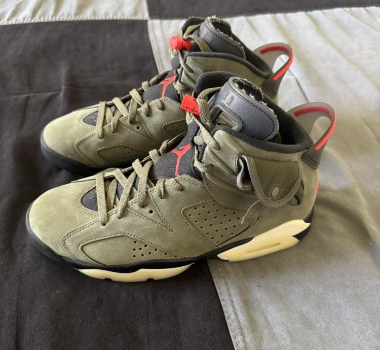 Air Jordan 6 Retro Travis Scott Olive