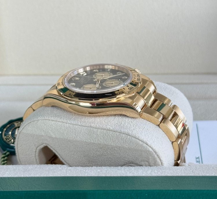 Rolex Daytona Cosmograph Daytona Yellow Gold Black Diamond Dial 2024