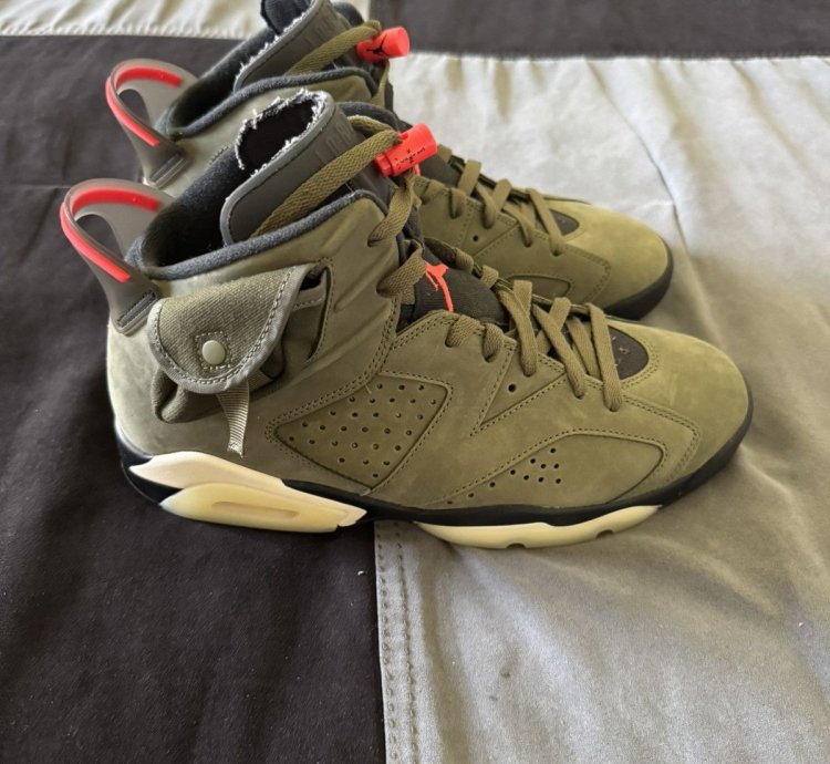 Air Jordan 6 Retro Travis Scott Olive