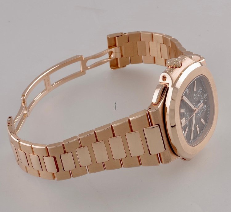 Patek Philippe Nautilus 5980 1r-001 18k Pink Gold Chronograph