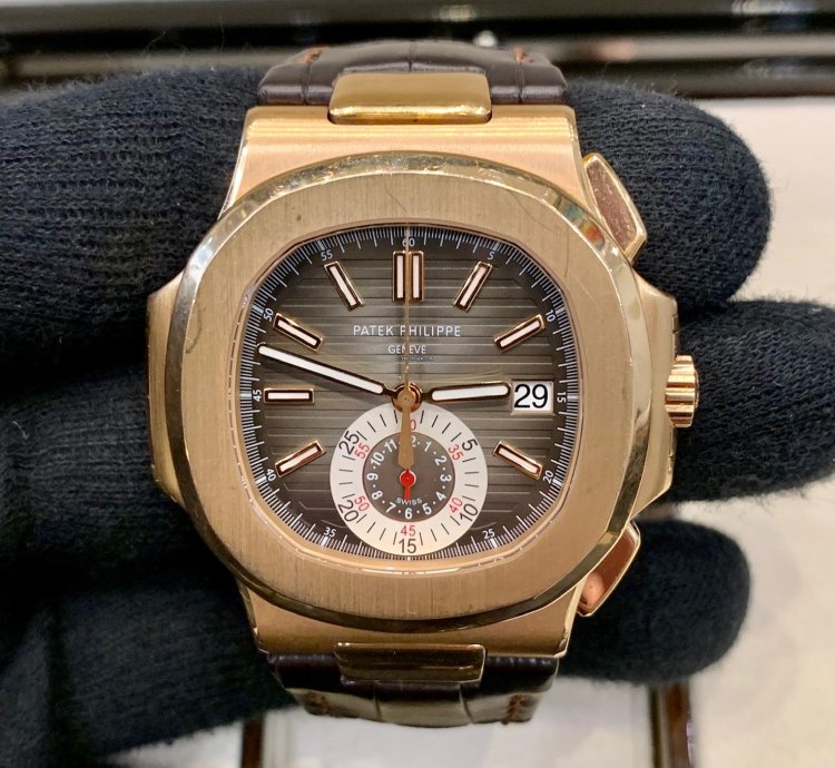 Patek Philippe Nautilus 5980 1r-001 Chocolate 2011 Extrait Archive