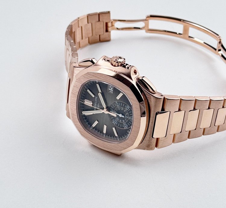Patek Philippe Nautilus 5980 1r-001 Chronograph Date Rose Gold 2020