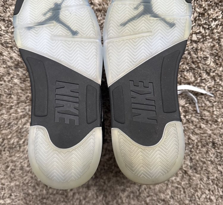 Air Jordan Black Metallic 2025