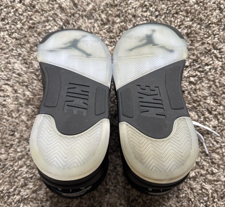 Air Jordan Black Metallic 2025