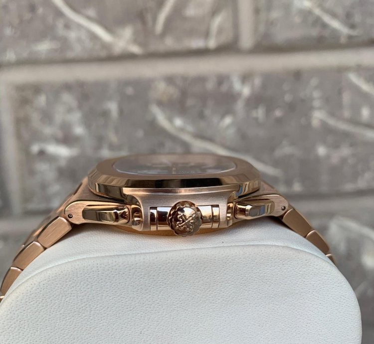 Patek Philippe Nautilus 5980 1r-001 Rose Gold Black Nautilus