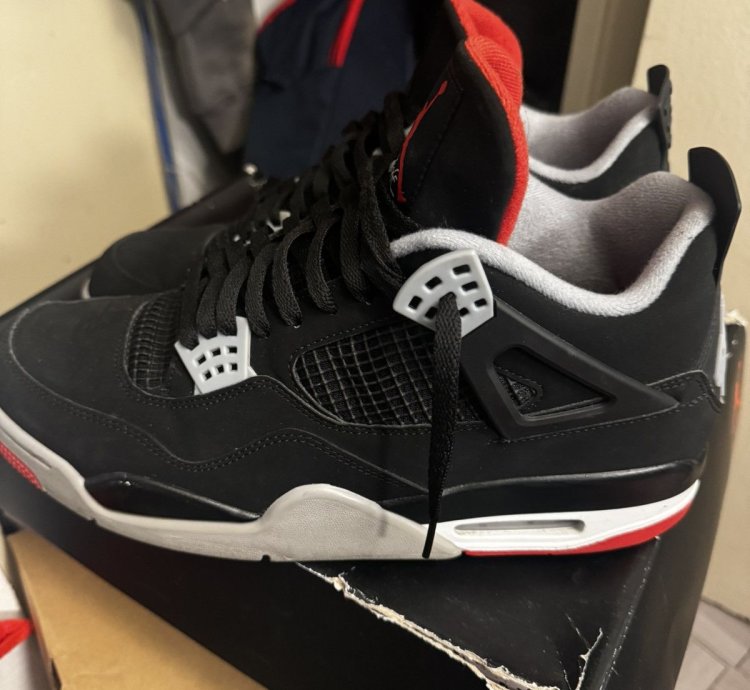 Air Jordan Bread 4s 2019