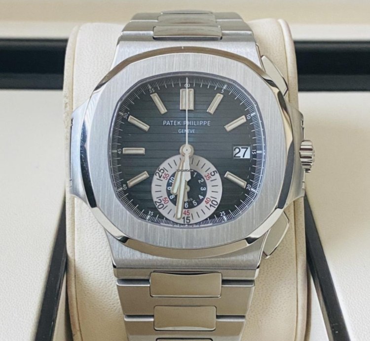 Patek Philippe Nautilus 5980 2007 Sehr Gut Full Set