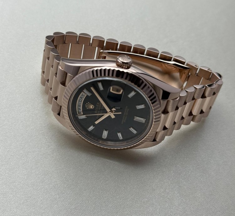 Rolex Day-date 40 Eisenkiesel Dial 228235-0045
