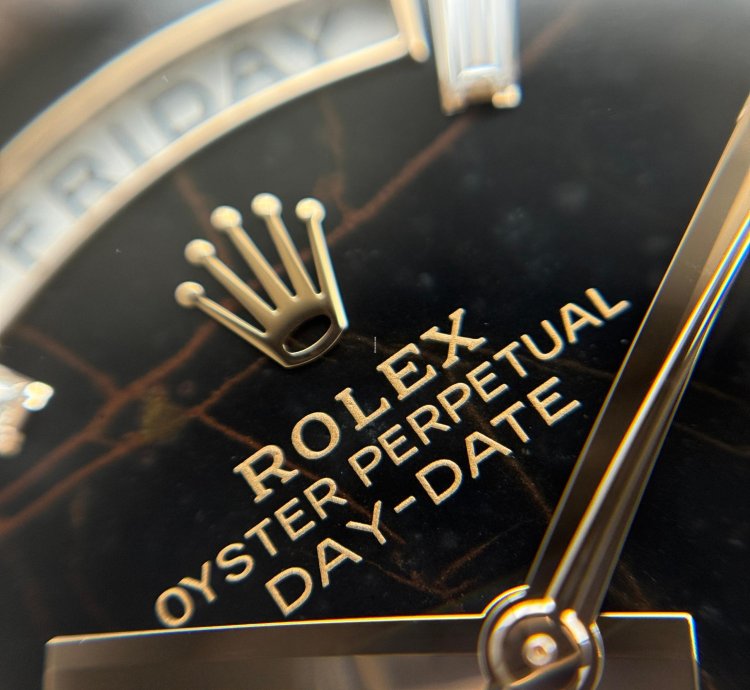 Rolex Day-date 40 Eisenkiesel Dial 228235-0045