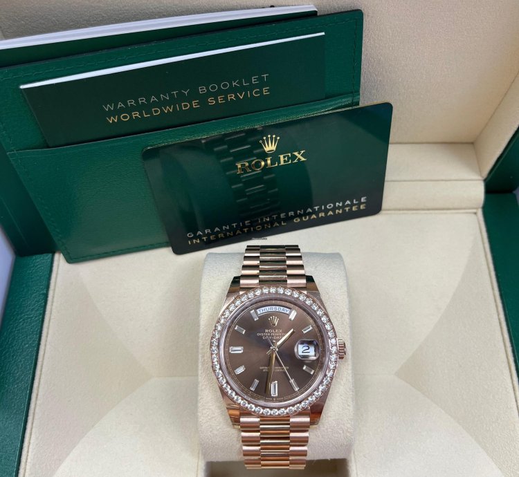 Rolex Day-date 40 Everose Gold Day-date 40-diamond Bezel-chocolate Baguette Dial-president 228345rbr