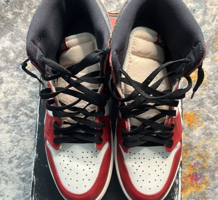 Air Jordan Retro 1 Chicago Lost And Found Size 11 5
