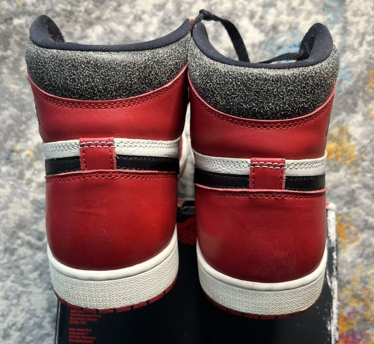 Air Jordan Retro 1 Chicago Lost And Found Size 11 5