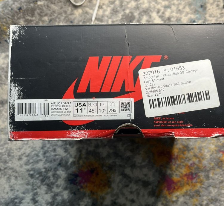 Air Jordan Retro 1 Chicago Lost And Found Size 11 5