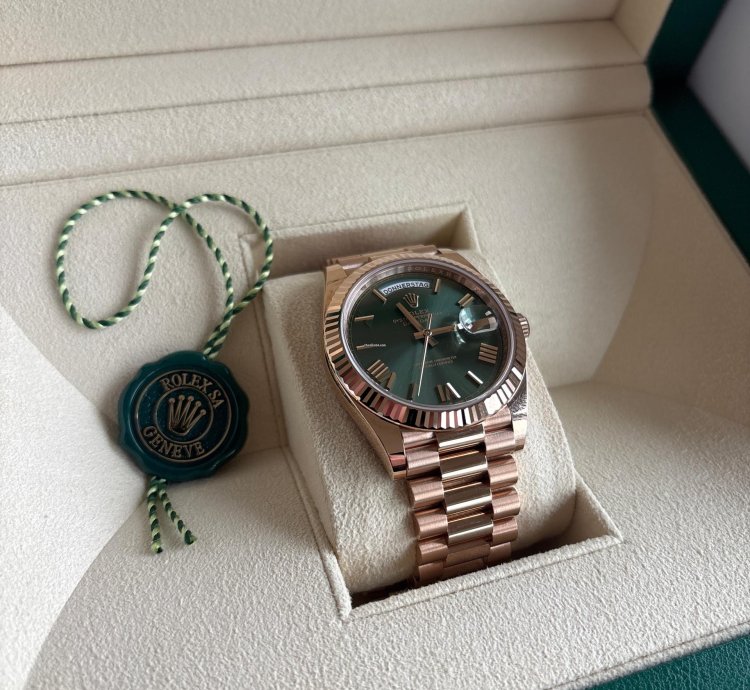 Rolex Day-date 40 Everose Gold Green Olive Dial 228235