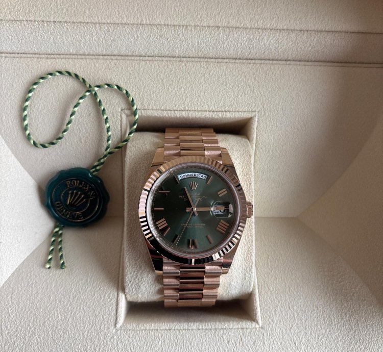 Rolex Day-date 40 Everose Gold Green Olive Dial 228235