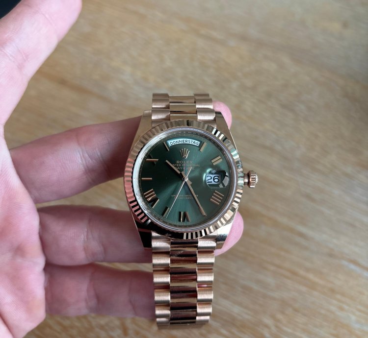 Rolex Day-date 40 Everose Gold Green Olive Dial 228235