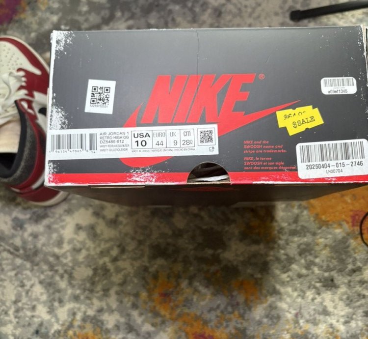 Air Jordan Retro 1 Lost And Found Size 10