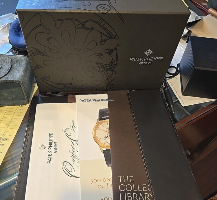 Patek Philippe Nautilus 5980r 18k Rose 40 5mm 2013 Date Chronograph