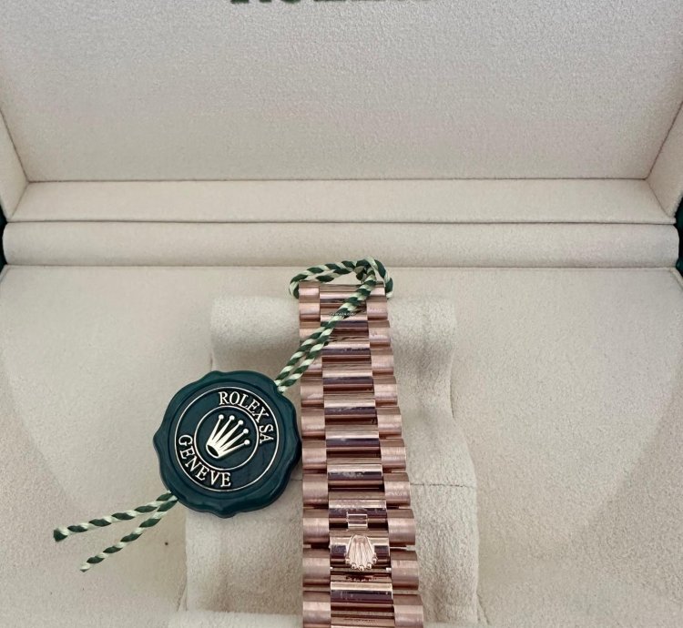 Rolex Day-date 40 Everose Sundust 2022 Ungetr Orig Papiere Sofort Verf Gbar