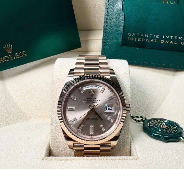 Rolex Day-date 40 Everose Sundust Baguette 12 2024 Neu Und Ungetragen Full Set