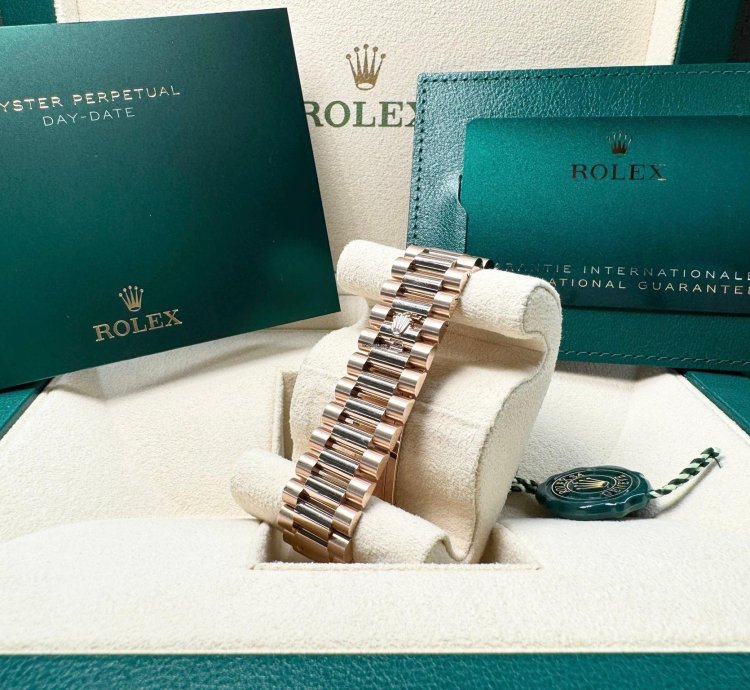 Rolex Day-date 40 Everose Sundust Baguette 12 2024 Neu Und Ungetragen Full Set