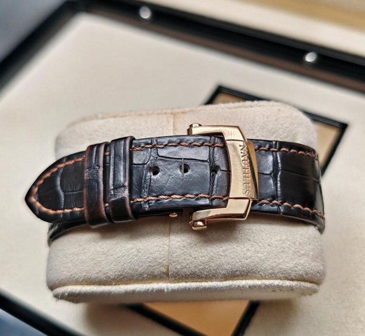Patek Philippe Nautilus 5980r-001