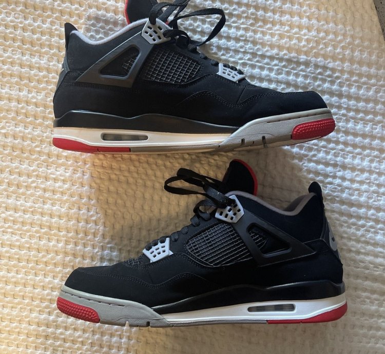Air Jordan Retro 4 Bred Size 14