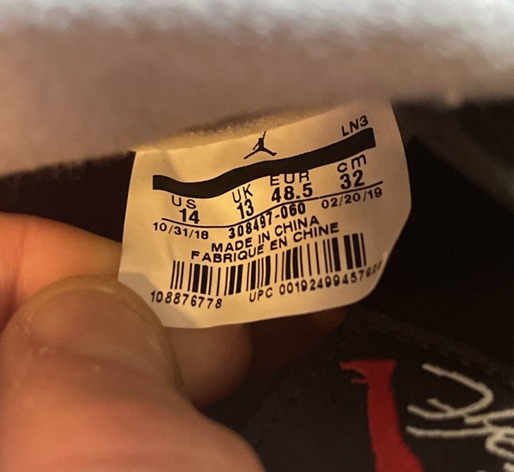 Air Jordan Retro 4 Bred Size 14
