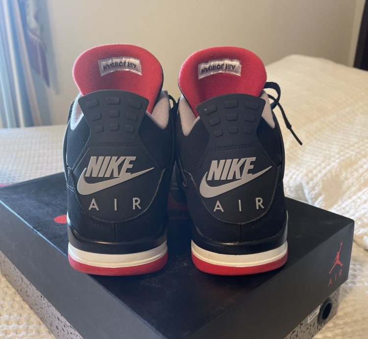 Air Jordan Retro 4 Bred Size 14