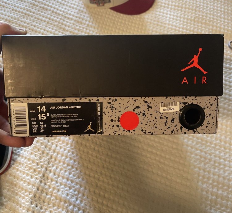 Air Jordan Retro 4 Bred Size 14