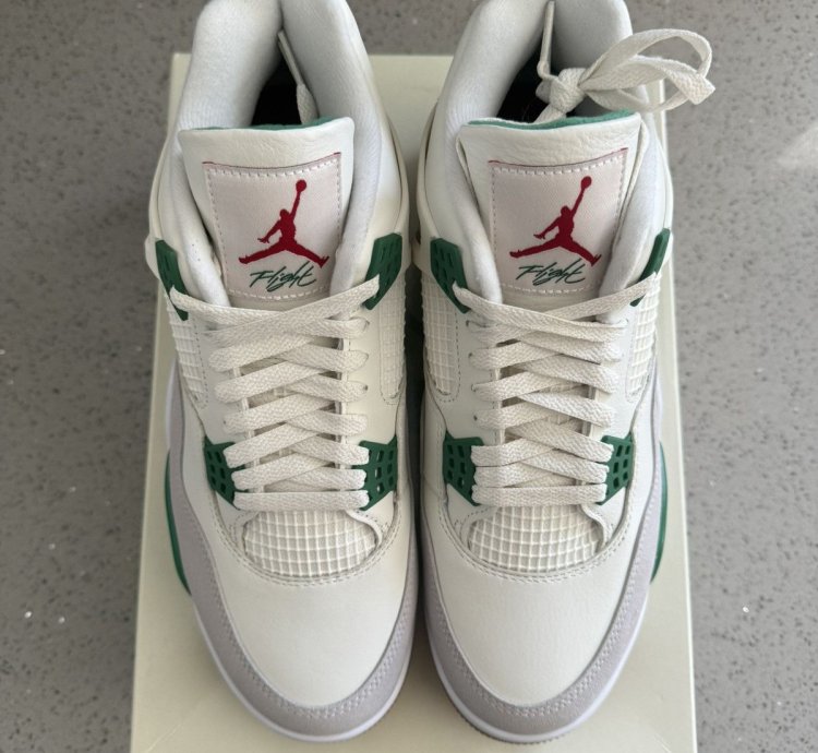 Air Jordan Retro 4 Sb Pine Green