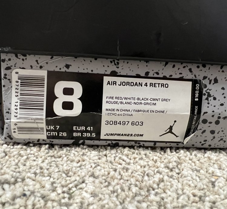 Air Jordan Retro 4 Toro Bravo