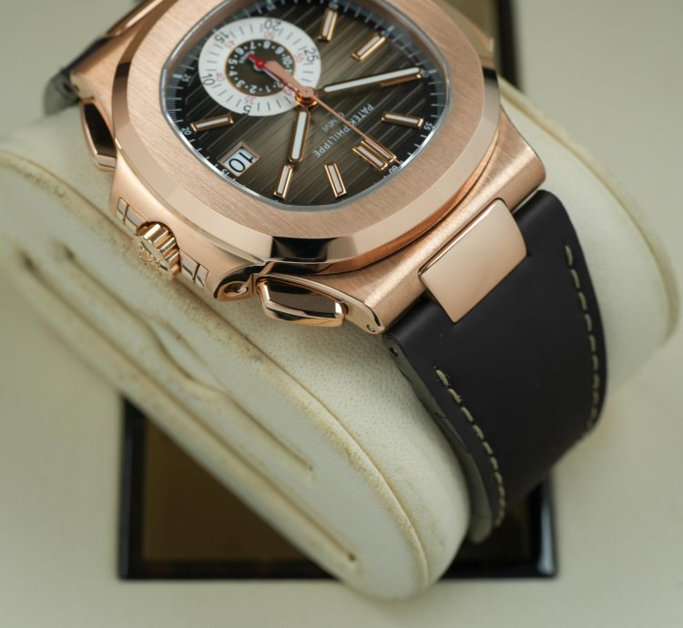 Patek Philippe Nautilus 5980r-001 Brown Chrono Rose Gold Complete Set