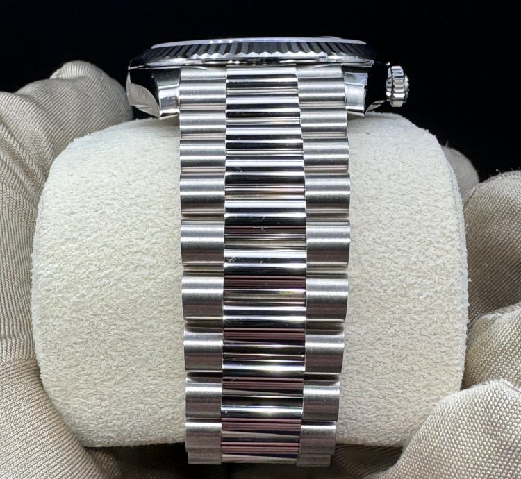 Rolex Day-date 40 Factory Paved Diamond Sapphire Dial Unworn