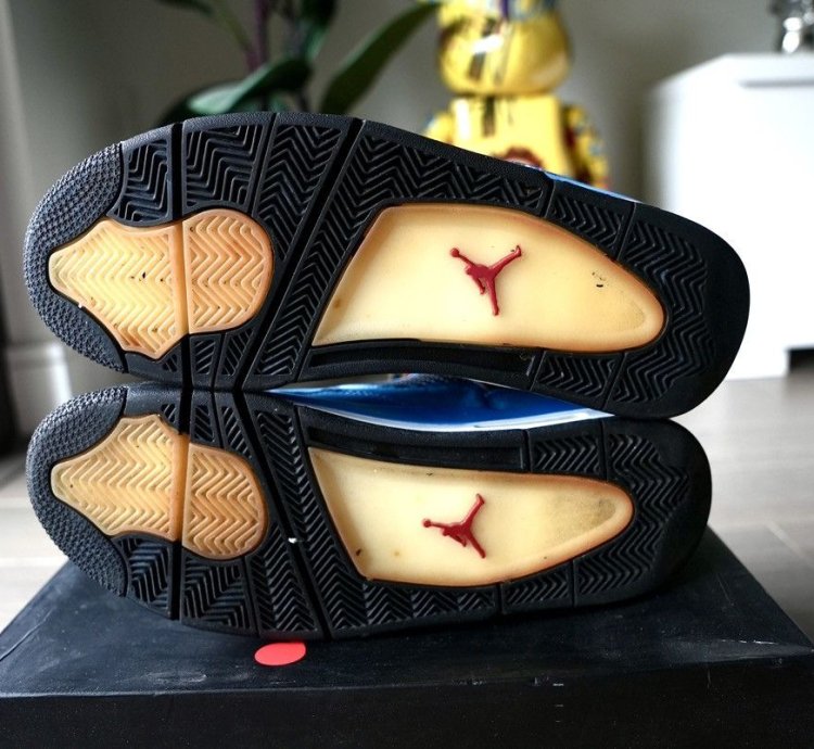 Air Jordan Retro 4 Travis Scott Cactus Jack