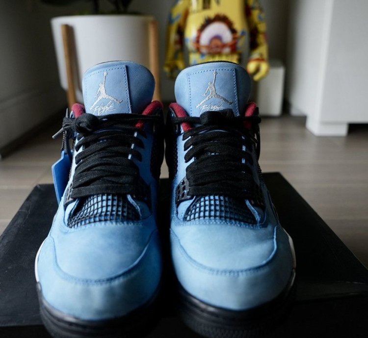 Air Jordan Retro 4 Travis Scott Cactus Jack