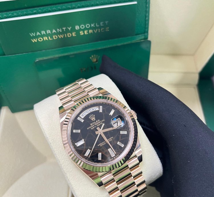 Rolex Day-date 40 Fluted Bezel - Eisenkiesel Diamond Dial - President Bracelet