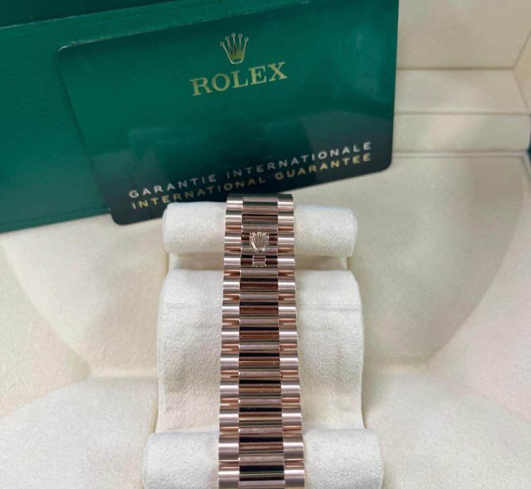 Rolex Day-date 40 Fluted Bezel - Eisenkiesel Diamond Dial - President Bracelet