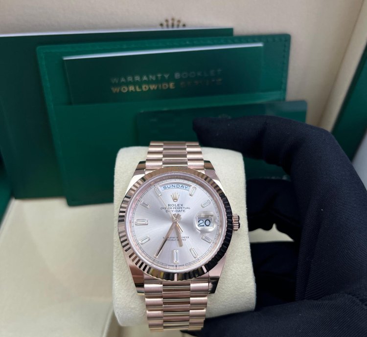 Rolex Day-date 40 Fluted Bezel Sundust Baguette Diamond Dial President Bracelet 228235