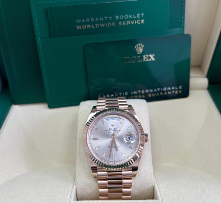 Rolex Day-date 40 Fluted Bezel Sundust Baguette Diamond Dial President Bracelet 228235