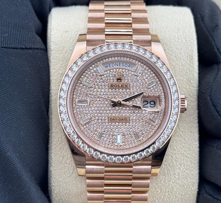 Rolex Day-date 40 Full Rose Gold Diamond-paved Dial Diamond Bezel