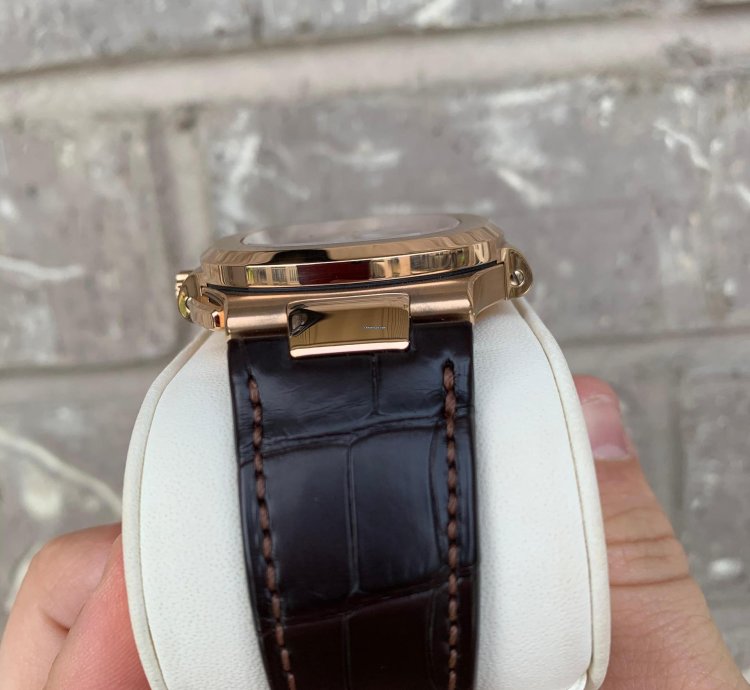 Patek Philippe Nautilus 5980r-001 Rose Gold Brown Nautilus