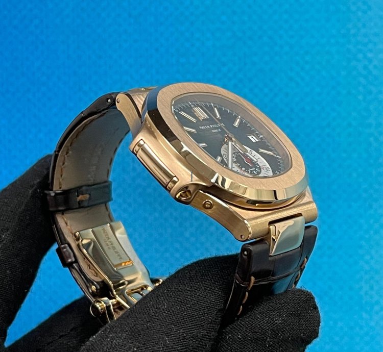Patek Philippe Nautilus 5980r-001 Rose Gold Brown Nautilus