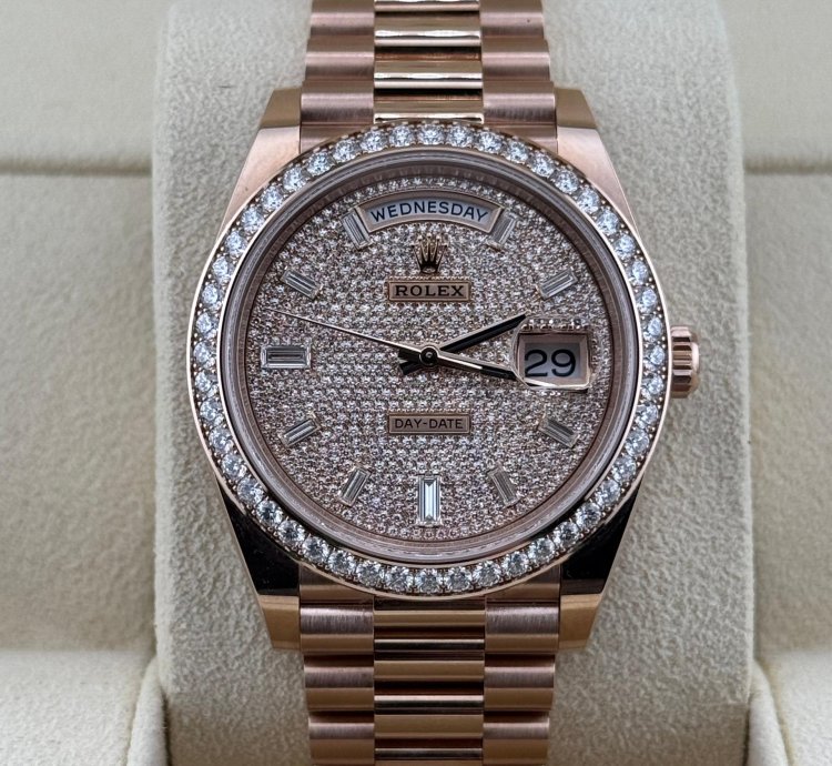 Rolex Day-date 40 Full Rose Gold Diamond-paved Dial Diamond Bezel