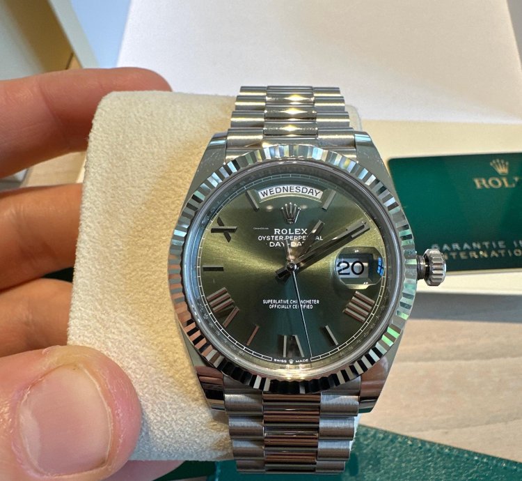 Rolex Day-date 40 Full Set box And Papers