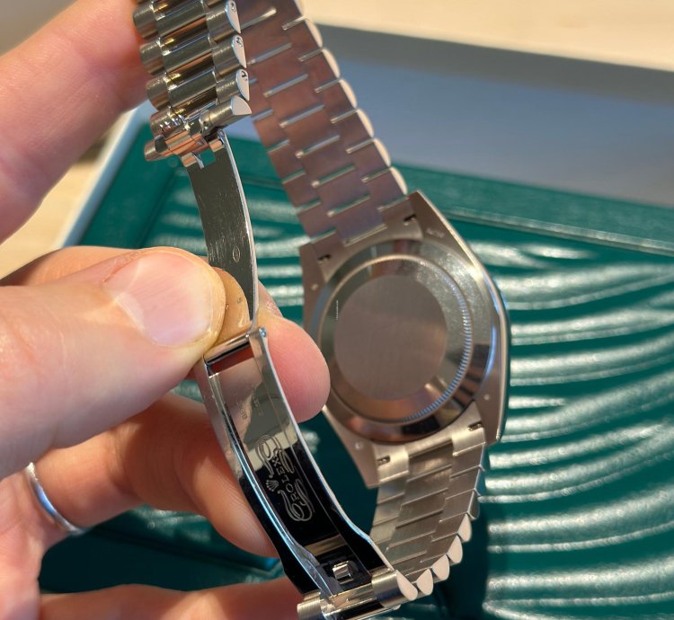 Rolex Day-date 40 Full Set box And Papers