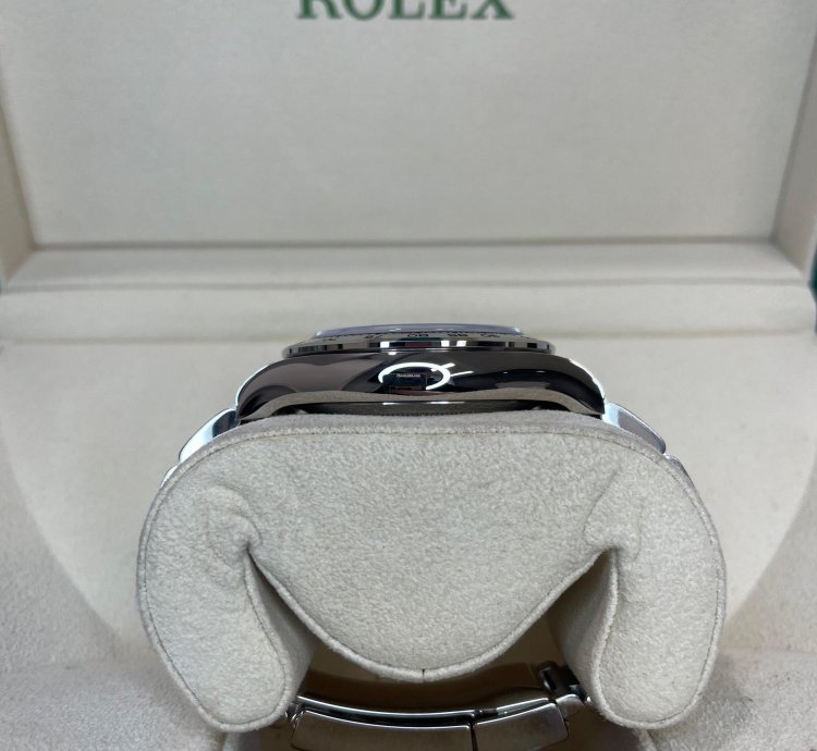 Rolex Daytona Discontinued Blue Dial 2023
