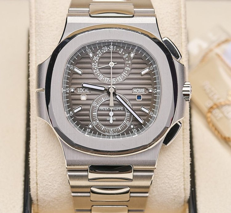 Patek Philippe Nautilus 5990 1a 2020 Grey